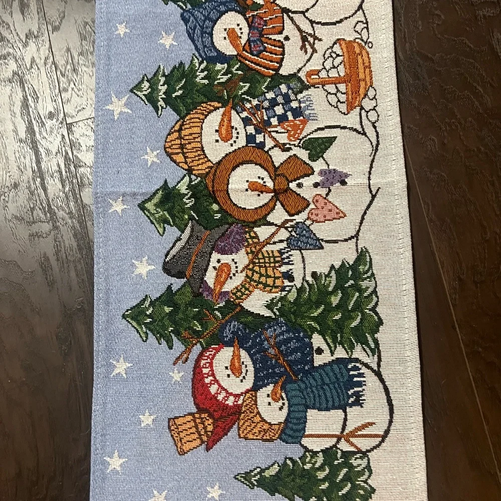 Vintage Festive Snowman Table Runner